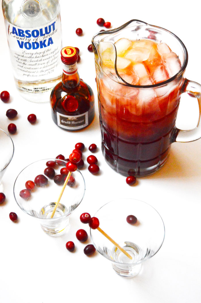 Big Batch Christmas Cocktail with Vodka + Grand Marnier | dcgirlinpearls.com
