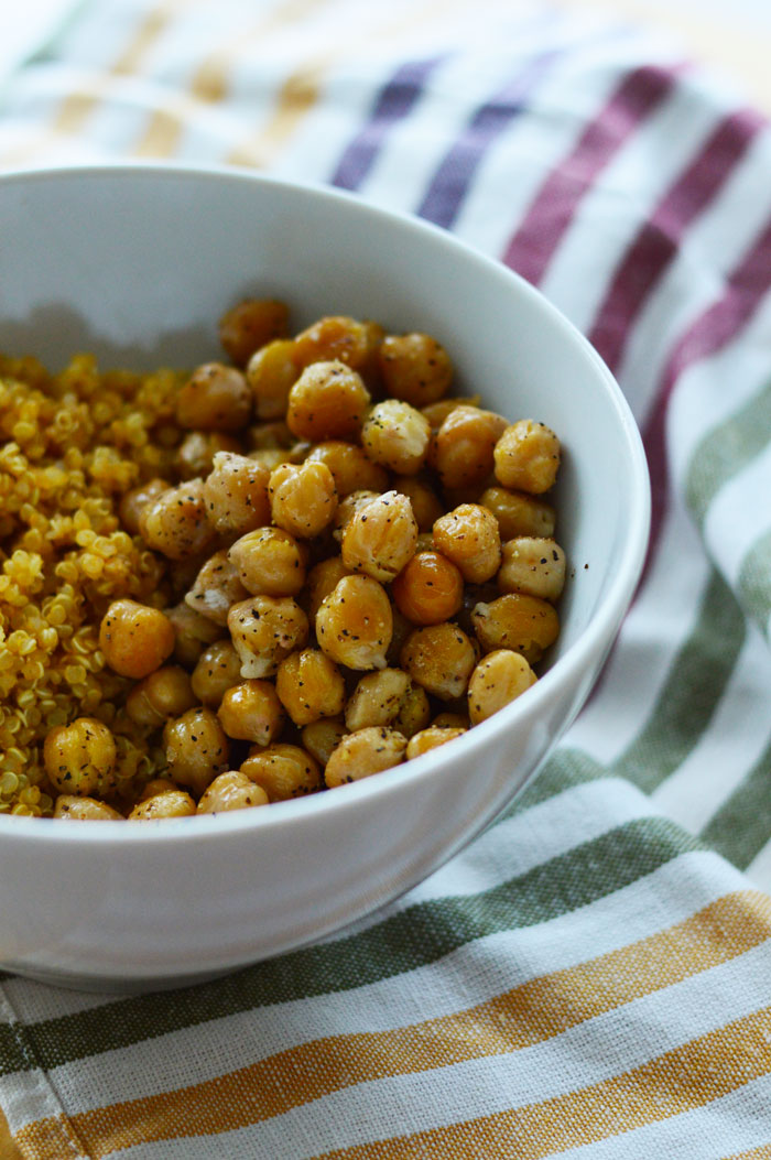 Roasted Chickpeas | dcgirlinpearls.com