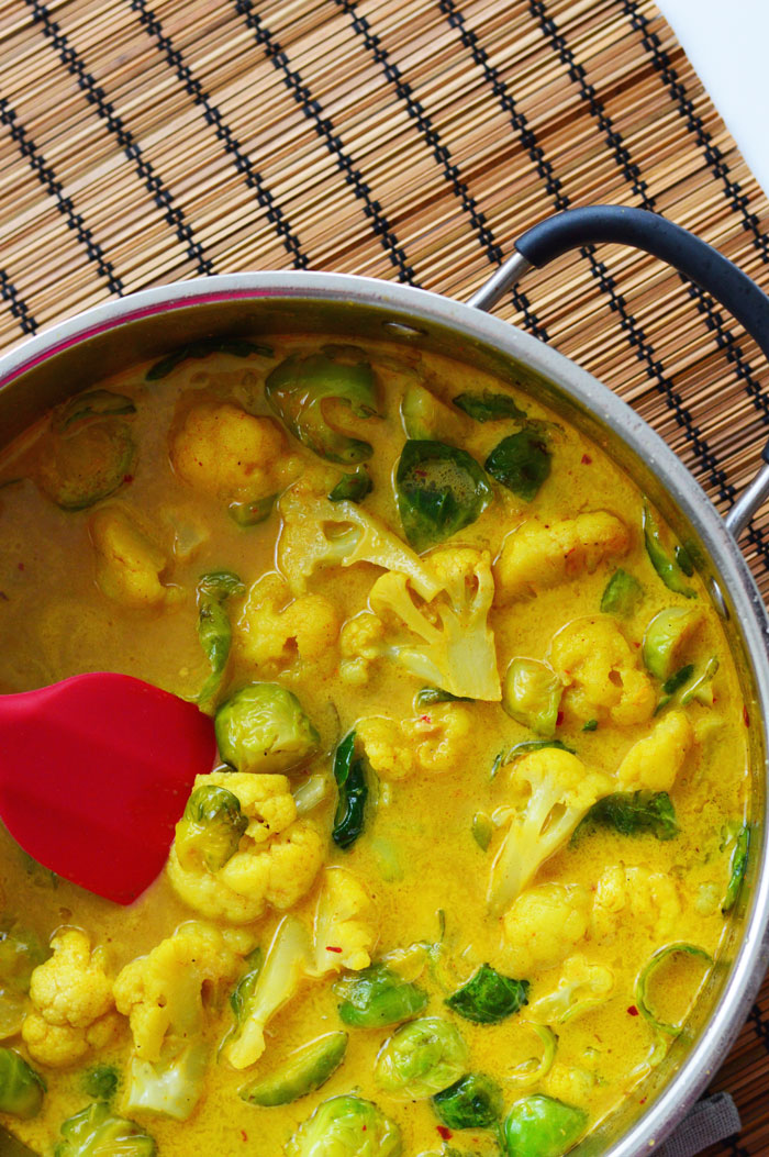 30 Minute Curry Recipe | dcgirlinpearls.com
